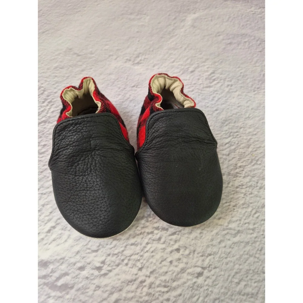 Robeez Baby Buffalo Plaid Leather Soft Sole Moccasins 0-6 Months Black Red